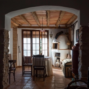 An exquisite restoration with antiques