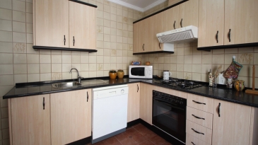 Villa in the area of Las Fuentes de Algar of  Callosa. Orchard area and surrounded by mountains