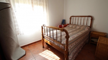 Villa in the area of Las Fuentes de Algar of  Callosa. Orchard area and surrounded by mountains