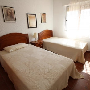 Villa in the area of Las Fuentes de Algar of  Callosa. Orchard area and surrounded by mountains