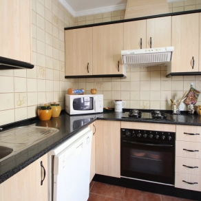 Villa in the area of Las Fuentes de Algar of  Callosa. Orchard area and surrounded by mountains