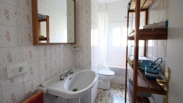 Reformed - Ready to enjoy- 2 terraces.