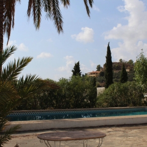 Villa in the area of Las Fuentes de Algar of  Callosa. Orchard area and surrounded by mountains