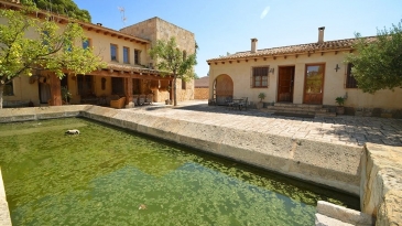 Fantastic 19th century estate